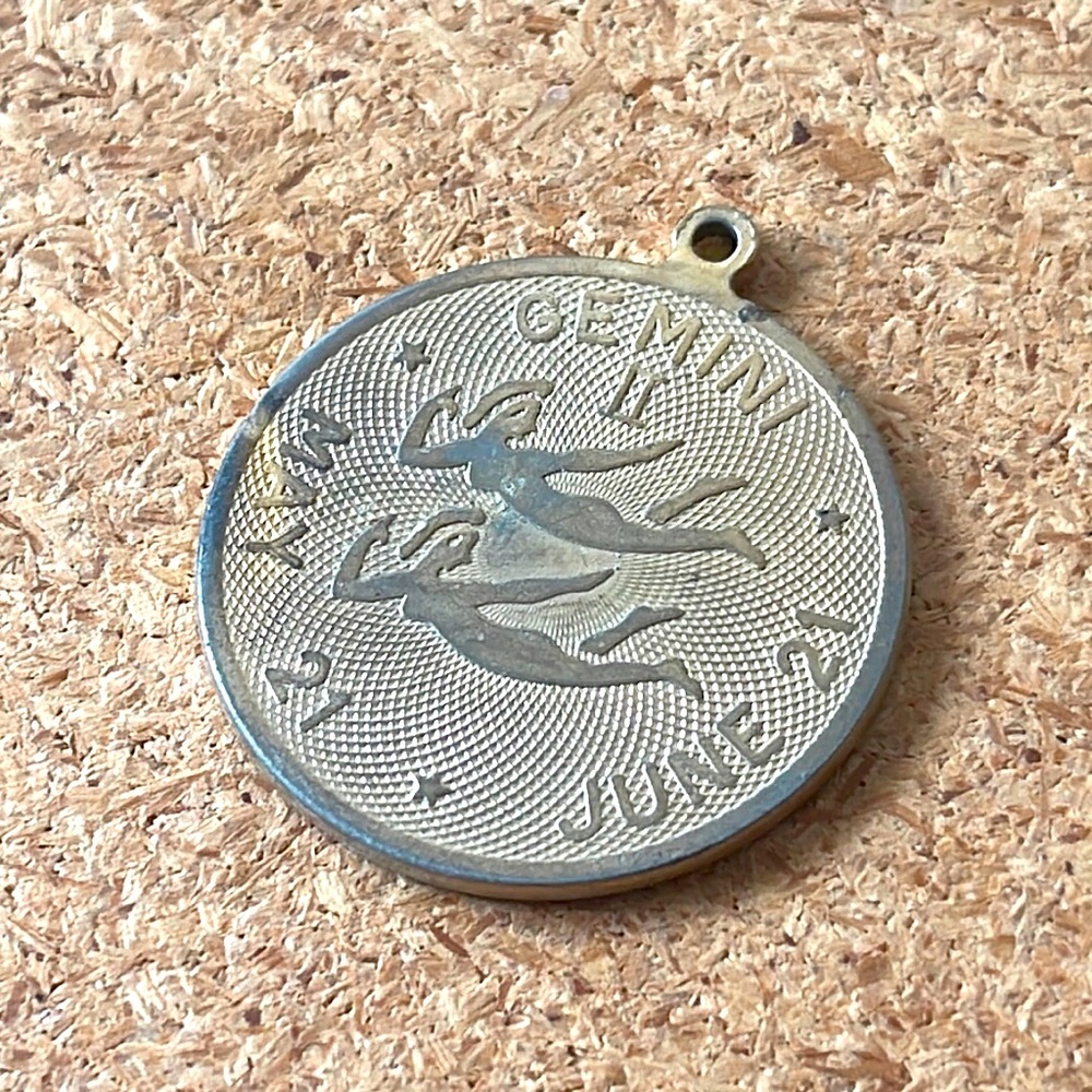 GEMINI MAY 21 - JUNE 21 vintage necklace charm pendant